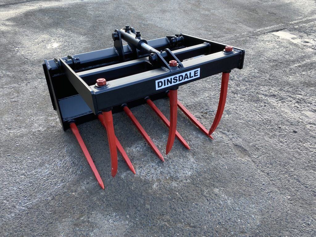 Single ram skid steer grab for lighter material control and handling
